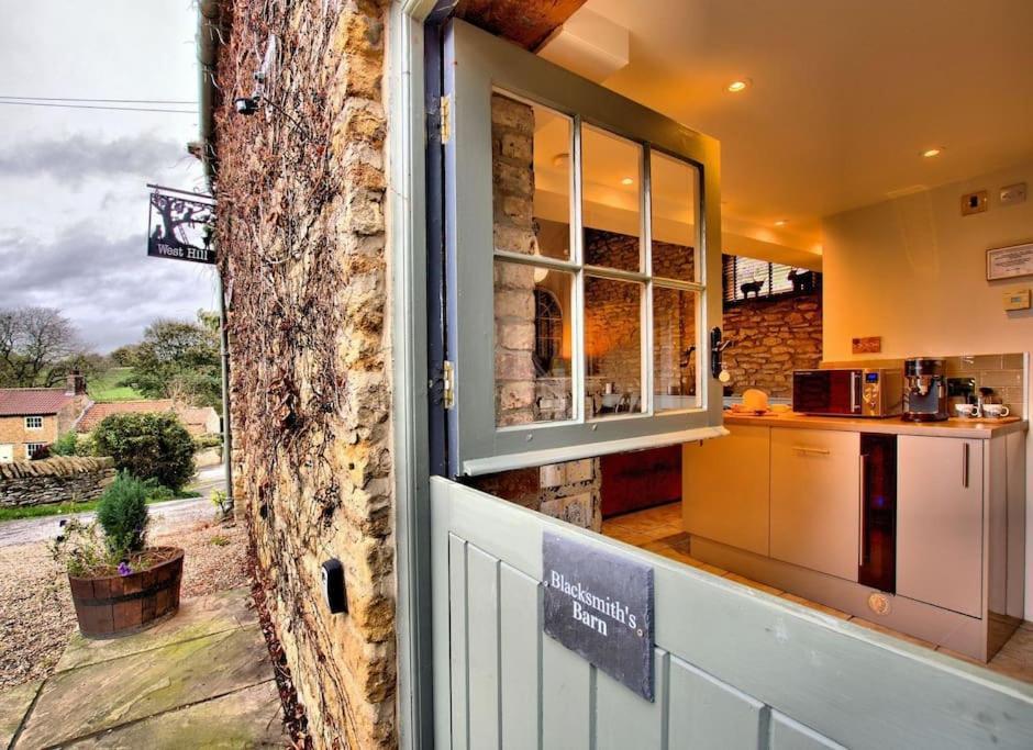 Blacksmith's Barn - Cosy, Chilled & Dog Friendly. Wykeham (Scarborough)