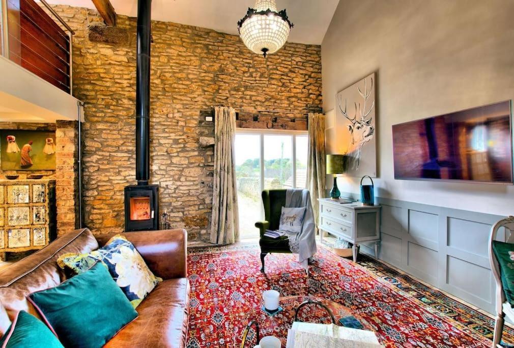 Blacksmith's Barn - Cosy, Chilled & Dog Friendly.