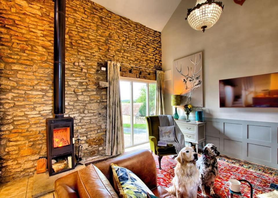 Holiday home Blacksmith's Barn - Cosy, Chilled & Dog Friendly. *